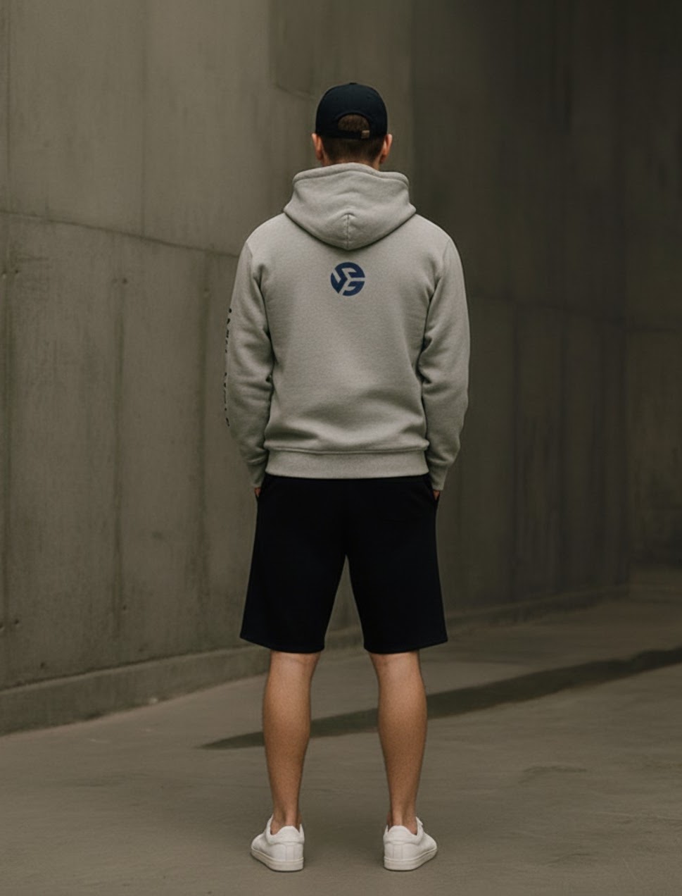 BSNO25004 · Men’s hoodie and shorts set · Back view